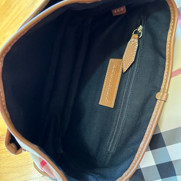 Burberry crossbody bag - Picture 2 of 6